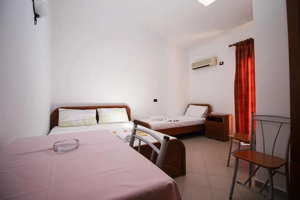 Kompleksi Dea 호텔 Vlorë